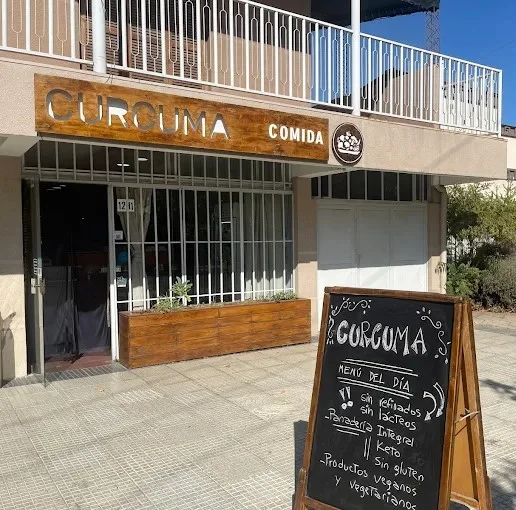 Frente del local Cúrcuma en San Rafael